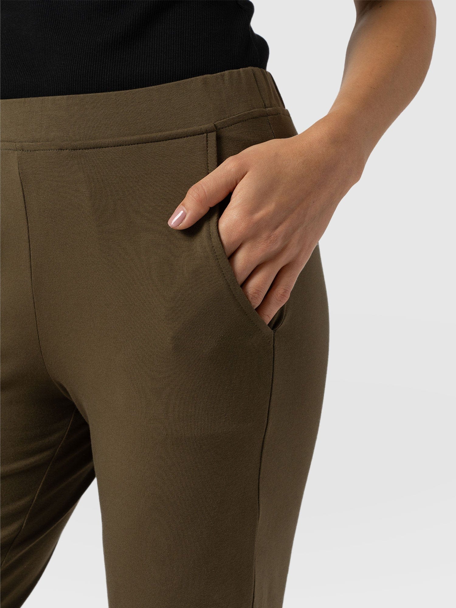 Apartment Pant Khaki - Women's Pants | Saint + Sofia® US